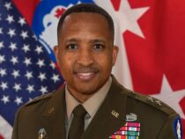 Der kommandierende General der U.S. Army South besucht Paraguay