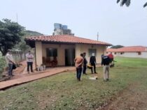 Schwer bewaffnete Kommandogruppe überfällt Estancia