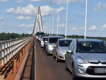 Keine Fahrzeugkolonnen mehr auf der Grenzbrücke Argentinien – Paraguay