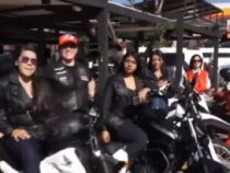 Das erste nationale Treffen für Motorradfahrerinnen