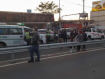 Minderjährige stirbt nach Sturz von einem Motorrad im Tres Bocas-Tunnel