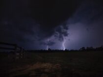 Wetterdienst warnt vor Sturmfronten und Windgeschwindigkeiten von bis zu 80 km/h