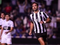 Roque Santa Cruz geht noch lange nicht in Rente