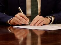 Modernes Datenschutzgesetz mit bitterem Beigeschmack: Präsident Peña promulgiert umstrittenen Entwurf