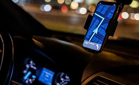 Preisschock an den Feiertagen: So umgehen Sie die 250-%-Aufschläge bei Uber, Bolt & Co.