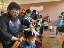 Friseur der Bedürftigen