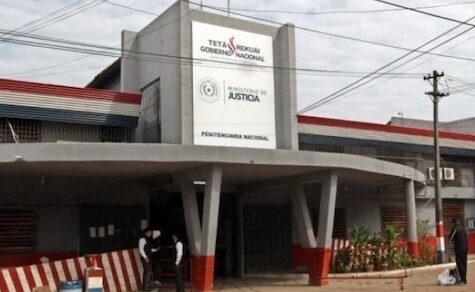 Erster Aufstand des Clan Rotela in Tacumbú nach Operation Veneratio niedergeschlagen