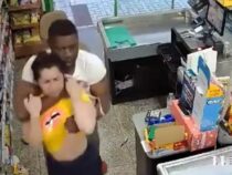 Afrikanischer Einwanderer überfällt brutal Kassiererin