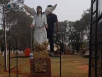 Tödlicher Stromschlag führt zum Aufstellen einer Engelsstatue