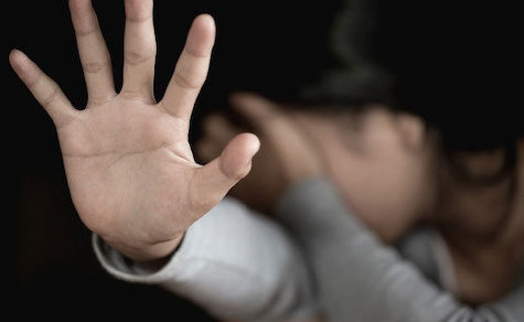 Unter dem Vorwand religiöser Rituale jahrelang Sklaverei, Folter und sexueller Missbrauch