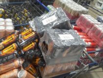 Energydrinks in Supermarkt beschlagnahmt