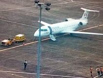 Dichter Rauch: Flugzeug muss notlanden