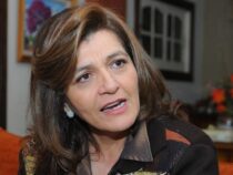 Senatorin wettert gegen Zeitzone: “Hat uns das Leben versaut“