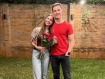 Joshua Duerksens Freundin feierte ihr zweites Liebesjahr mit dem Rennfahrer