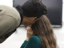 Einem Lehrer wird vorgeworfen, ein „Verhältnis“ mit seiner Schülerin zu haben