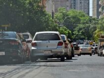 Parken in zweiter Reihe: Ab heute droht empfindliches Bußgeld