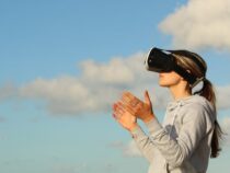 Digitale Welten gestalten: VR-Technologie und immersive Umgebungen