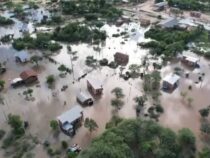 Chaco unter Wasser und ohne Hilfe
