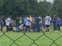 20-Jähriger stirbt während Fußballpartie an einem Herzinfarkt