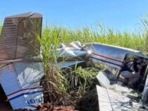 Flugzeug überschlägt sich nach Notlandung in der Nähe von Campo 9