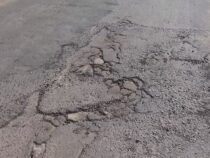 Gefahr auf der PY22: Rund 30 Schlaglöcher gefährden Autofahrer