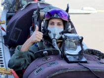 „Ich will alle Grenzen überschreiten“, sagt die erste paraguayische Frau, die ein Kampfflugzeug fliegt
