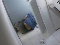 Er brach ein, aß, schlief ein und landete schlussendlich im Gefängnis