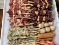 Geniale Geschäftsidee: Paar gründet Asadito-Kette und verkauft 5.000 Spieße täglich