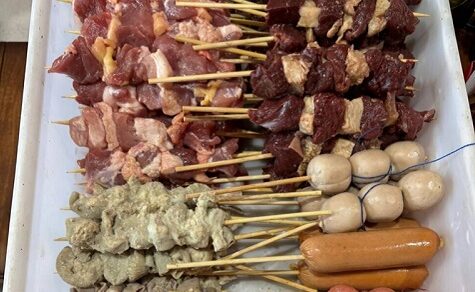 Geniale Geschäftsidee: Paar gründet Asadito-Kette und verkauft 5.000 Spieße täglich