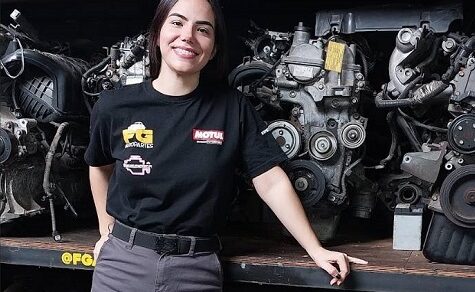 Zwischen Motoren groß geworden: Die Leidenschaft einer Frau für das vermeintliche Männerfach