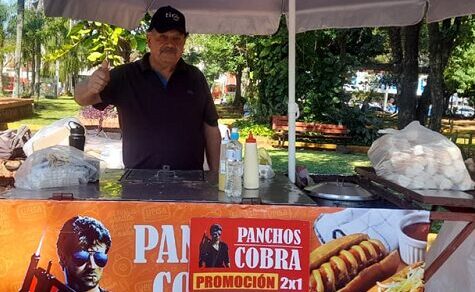 8 Jahre Tradition: Wie der erste Hot-Dog-Wagen Encarnación eroberte