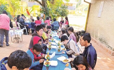 Das tägliche Brot: Suppenküche, die für Kinder gegründet wurde, versorgt heute hauptsächlich Senioren