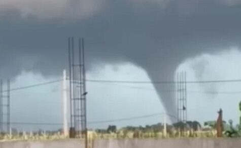 Naturgewalt in Curupayty: Videoaufnahmen zeigen heftigen F1-Tornado