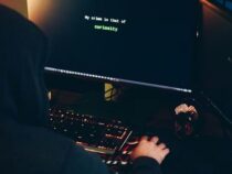 Cyber-Sicherheit 2026: Wenn die KI am Telefon wie ein Verwandter klingt