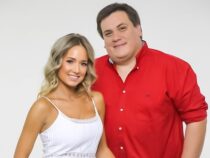 Gouverneur von Guairá verteidigt sich nach Landung mit rotem Hubschrauber an der Uferpromenade von Encarnación