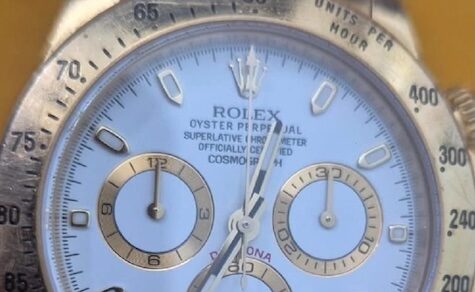 Paraguayerin findet in Punta del Este ihre verlorene Rolex im Wert von 50.000 US-Dollar wieder ​