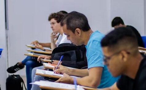 Sprachbarrieren im Krankenhaus: Ärzte fordern Spanisch- und Guaraní-Pflicht für Studenten