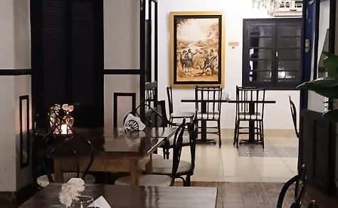 Hinter kolonialen Fassaden: Ein Ort, der Fleisch- und Fischliebhaber seit langem begeistert