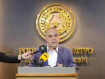 Aufgrund des öffentlichen Drucks verzichtet Bachi Núñez auf seine Bonifikation