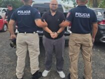 Gerichtsmediziner der Staatsanwaltschaft wegen Erpressung und Bestechung festgenommen