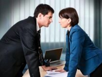 Studie zeigt: Lange Arbeitszeiten fördern Liebesbeziehungen im Büro