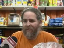 Vollzeit arbeiten, halber Teller: Die neue Armut frisst den Mittelstand