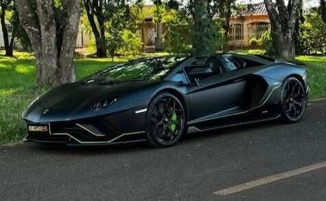 „Ein Lamborghini sorgt in Villarrica für Furore: Der Verkäufer des sündhaft teuren Wagens spricht