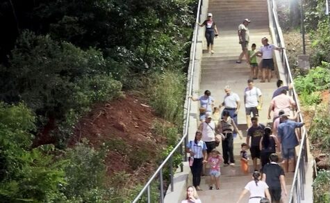 208 Meter lange Treppe ist neue Attraktion in Paraguarí