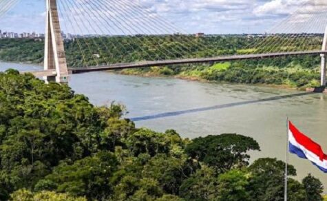 Geduldsprobe an der Grenze: Warum die neue Mega-Brücke für Autos gesperrt bleibt