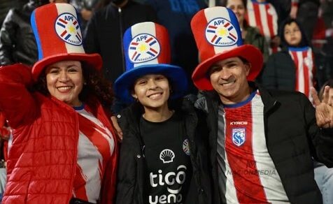 WM-Wahnsinn in Paraguay: Fans plündern Konten für den Traum von den USA