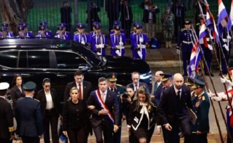 Harte Worte an die eigenen Minister: Präsident Peña rechnet mit den Mängeln im Staat ab