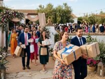 Keine Haushaltsgeräte mehr: Neuer Geldgeschenk-Trend auf Hochzeiten sorgt für Diskussionen