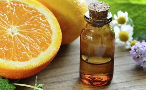 Rohstoff für Luxusparfüms: Kleinbauern wollen Produktion von ätherischen Ölen steigern