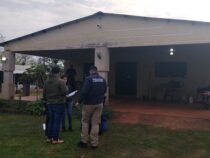 Vier vermummte Personen überfallen ein Wohnhaus in Paso Yobái